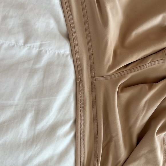 Perfect Condition Lululemon leggings - Picture 4 of 4